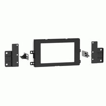 Load image into Gallery viewer, Metra 107-TO7HG Toyota Highlander (w/o Factory 12.3 Inch Screen) 2020 Dash Kit