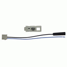 Load image into Gallery viewer, Metra 40-NI22 Infiniti / Nissan Antenna Adapter 2007-Up