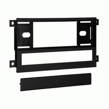Load image into Gallery viewer, Metra 99-3411 Geo Metro Suzuki Swift 1995-2001