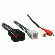 Load image into Gallery viewer, Metra 70-5519 Ford 1998-2008 Amplifier Intergration Plug Set Wire Harness