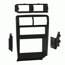 Load image into Gallery viewer, Metra 95-5703B Ford Mustang 1994-2000