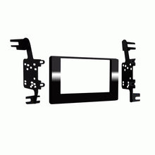 Load image into Gallery viewer, Metra 95-8250 Toyota Sienna 2015-up
