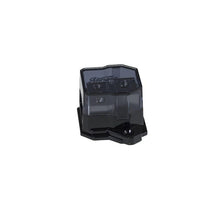 Load image into Gallery viewer, Stinger SSDB024 (1) 1/0GA INPUT TO (2) 4GA OUTPUT DISTRIBUTION BLOCK