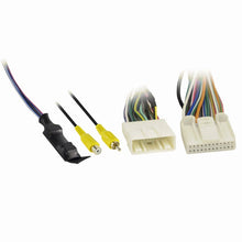 Load image into Gallery viewer, Axxess AXBUCH6V-HK1 Hyundai/Kia (with NAV) Backup Camera Retain/Add-On 2014-2017