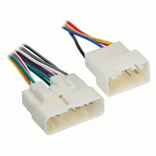 Load image into Gallery viewer, Metra 70-8116 Toyota 2000-2009 Amp Bypass Harness Wire Harness