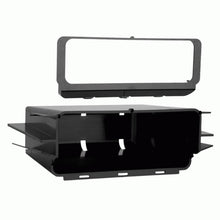 Load image into Gallery viewer, Metra 88-00-3302 Replacement Pocket GM Truck and SUV 1995-2001