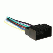 Load image into Gallery viewer, Metra 70-9500 Jaguar/Land Rover 20 Pin Wire Harness