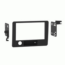 Load image into Gallery viewer, Metra 95-6555B Dodge RAM 1994-1997