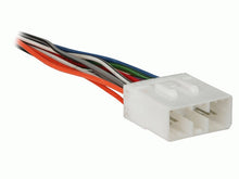 Load image into Gallery viewer, Metra 70-6507 Jeep Grand Cherokee 1999-2004 Amp Bypass Wire Harness
